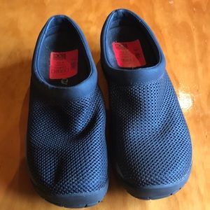 Brand new Merrell’s size 9